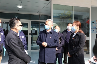 2022年1月4日，嘉興市委書(shū)記、市長(zhǎng)李軍參觀天通泛半導(dǎo)體產(chǎn)業(yè)園