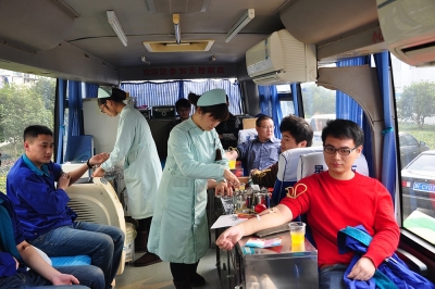 天通員工積極參加無(wú)償獻(xiàn)血