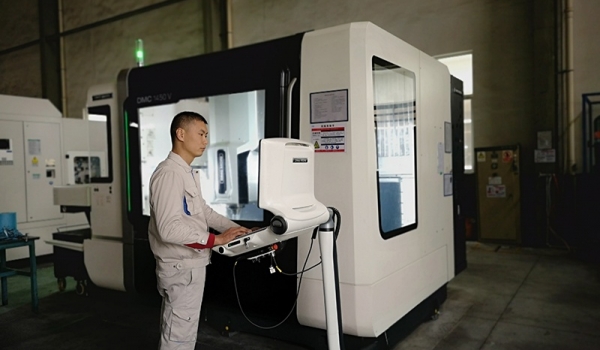 年度創新人物姚圣東：專注機加工領域20余年 用行動詮釋工匠精神